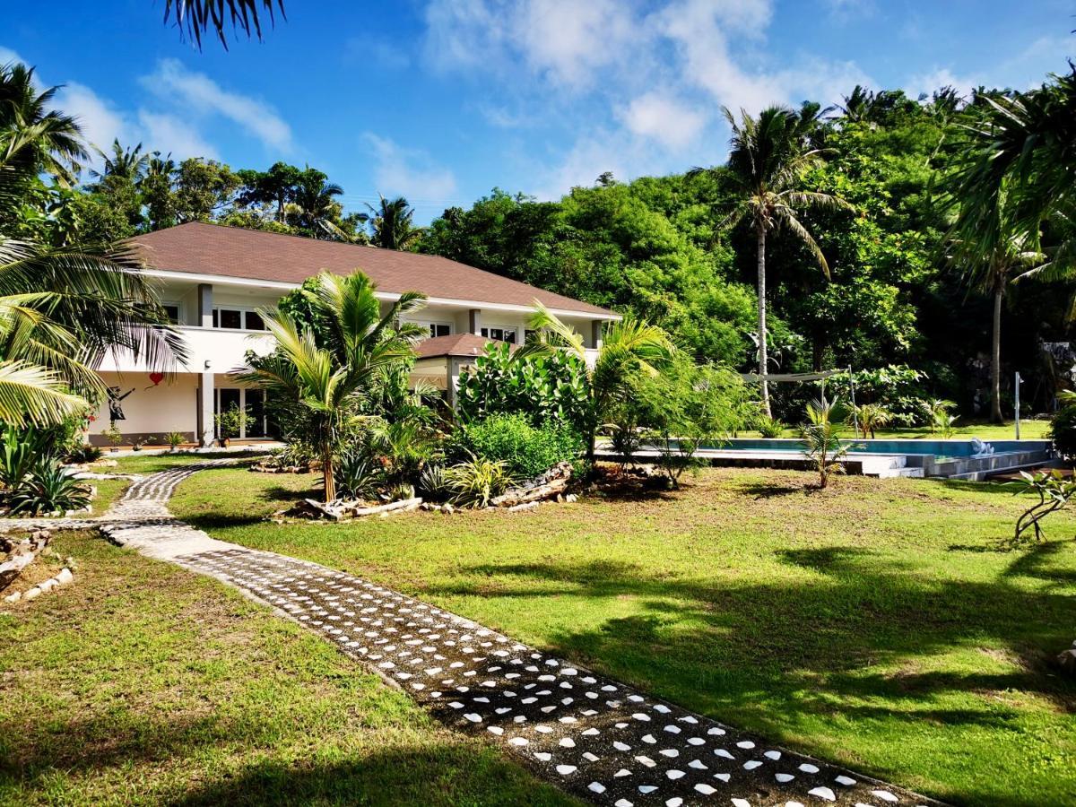 Sunset Cove Beach & Dive Resort Romblon Bagian luar foto
