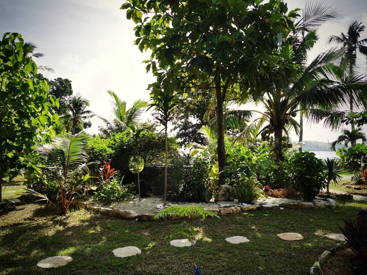 Sunset Cove Beach & Dive Resort Romblon Bagian luar foto